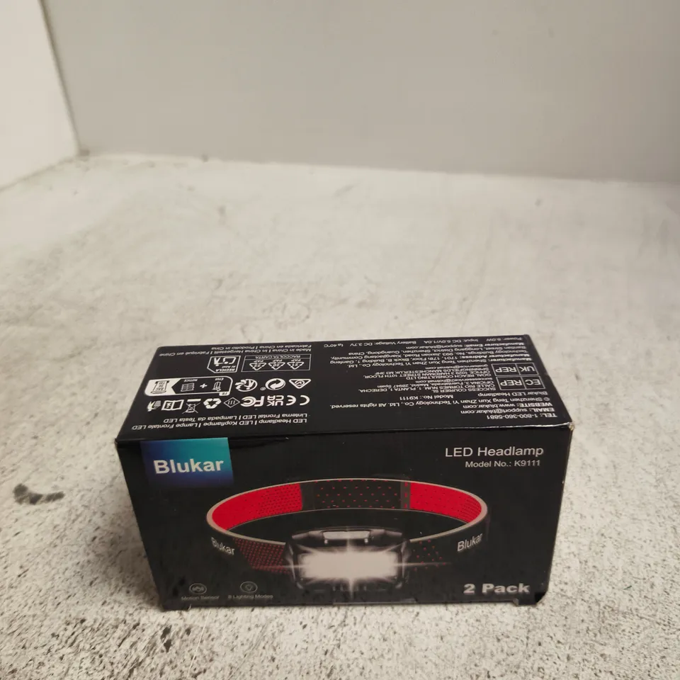 APPROXIMATELY 10 ASSORTED ITEMS INCLUDING BLUKAR LED HEADLAMP AND 50KG LUGGAGE SCALE