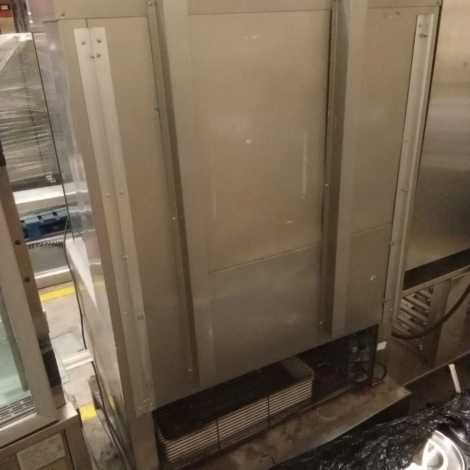 ISA COMMERCIAL TEMPERATURE CONTROLLED FOOD MERCHANDISER DISPLAY UNIT