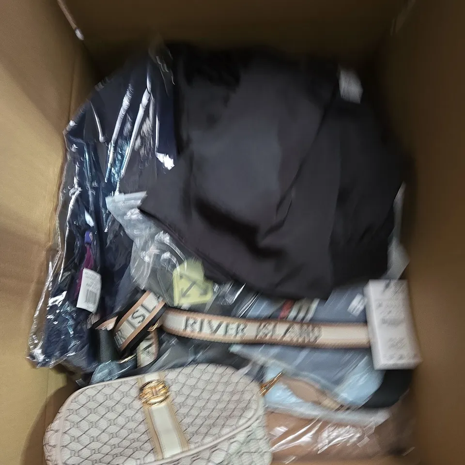 LARGE BOX OF ASSORTED CLOTHING ITEMS IN VARIOUS SIZES, STYLES AND COLOUR 