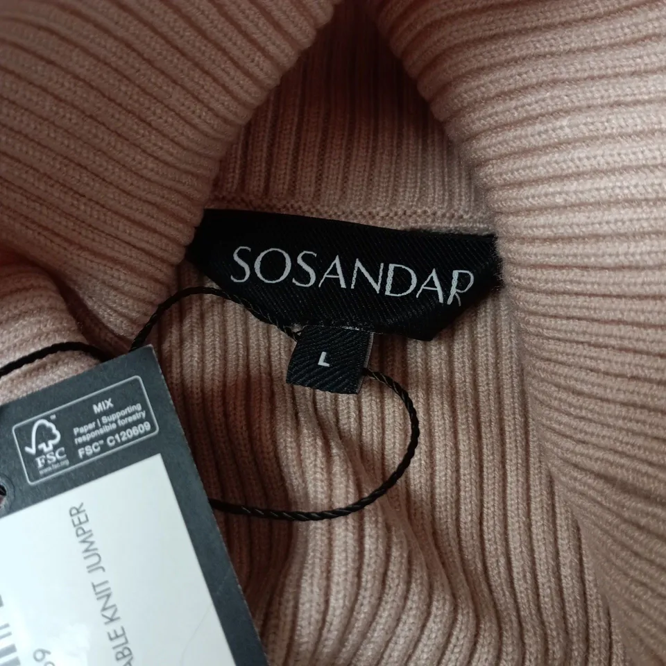 SOSANDER ROLL NECK ENGINNEERED CABLE KNIT JUMPER IN NATURAL - LARGE