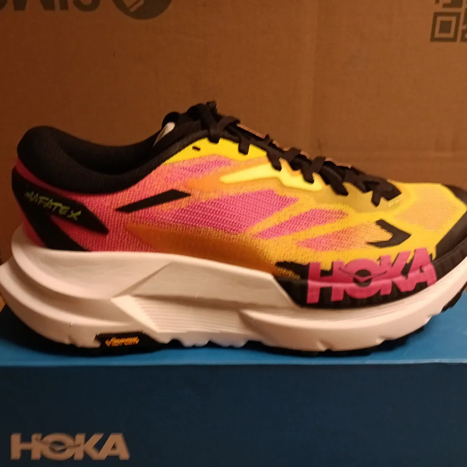 BOXED PAIR OF HOKA MAFATE X MENS TRAIL RUNNING SHOES - UK SIZE 9