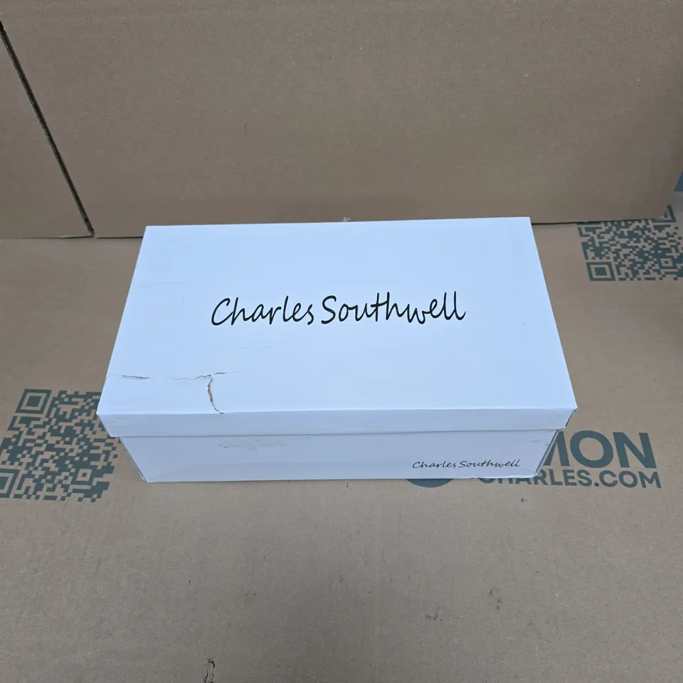 CHARLES SOUTHWELL - EMILIO BROWN LEATHER SNEAKERS – UK SIZE 9