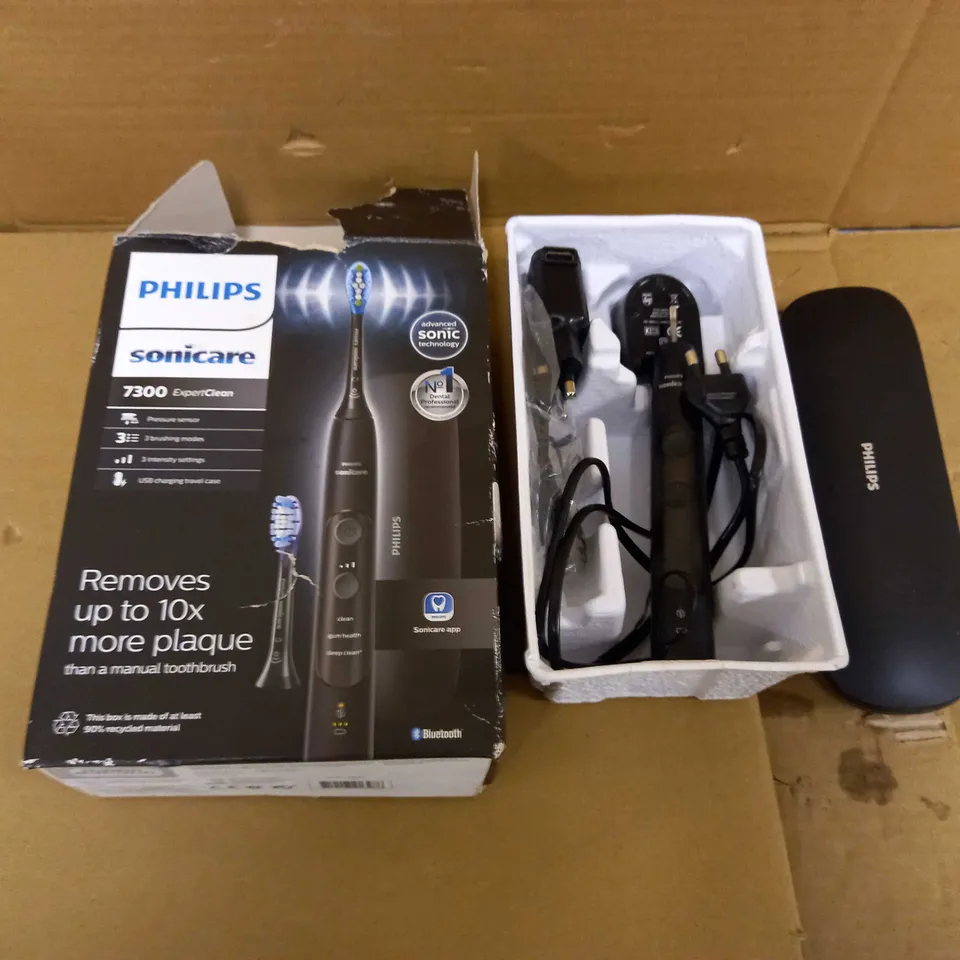 PHILIPS SONICARE 7300 EXPERTCLEAN 