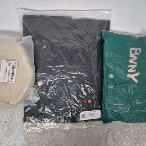 APPROXIMATELY 20 ASSORTED CLOTHING AND FASHION PRODUCTS IN VARIOUS STYLES AND SIZES - COLLECTION ONLY