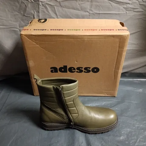 ADESSO OLIVE GREEN PADDED ANKLE BOOT WITH SIDE ZIP - BOXED - SIZE EUR 39 