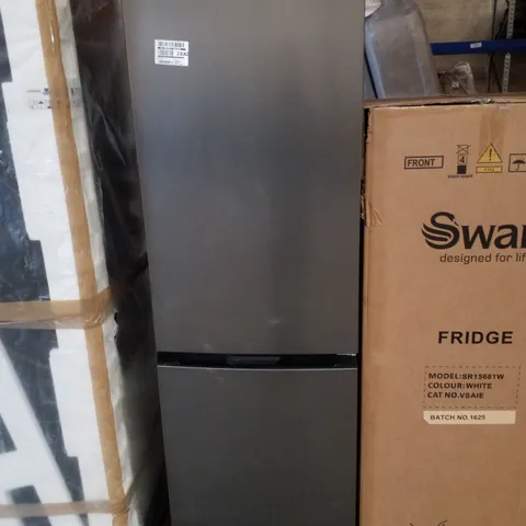 SWAN SR156120I 55CM WIDE, TOTAL NO FROST, 50/50 SPLIT FRIDGE FREEZER - INOX