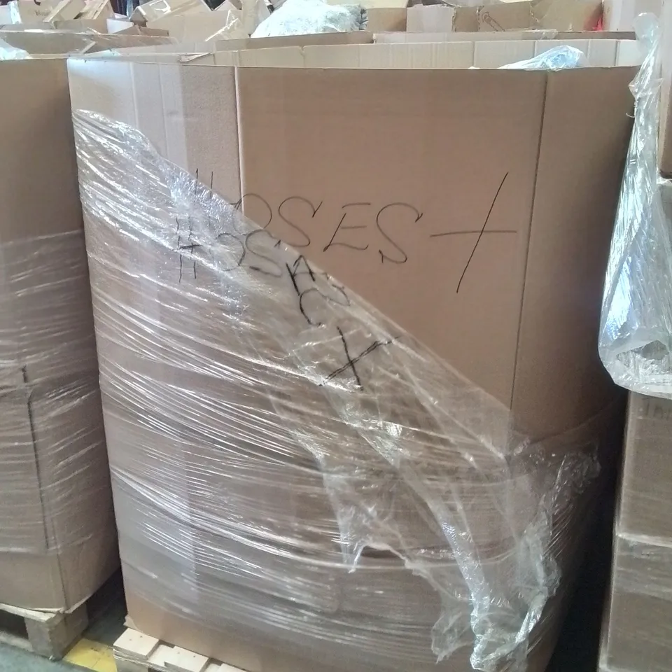 PALLET TO CONTAIN A LARGE QUANTITY OF HOSE PIPES AND SIMILAR PRODUCTS 