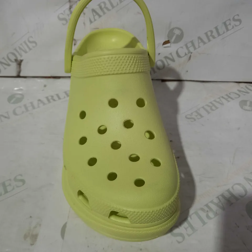 BOXED PAIR OF CROCS PLATFORM SHOES IN LIME GREEN SIZE W9