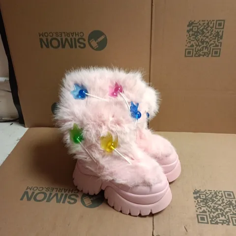 UK 4 KOI HAIRY LOLLIPOP SNOW BOOTS – CANDY PINK