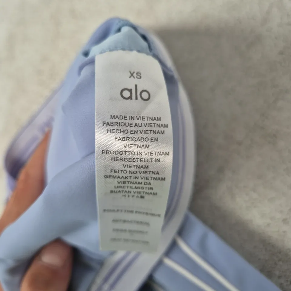 ALO YOGA SPORTS BRA – LIGHT BLUE, XS (UK 6)