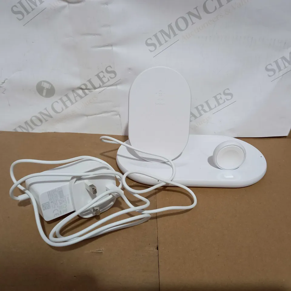 BELKIN WIRELESS APPLE DOCK CHARGER
