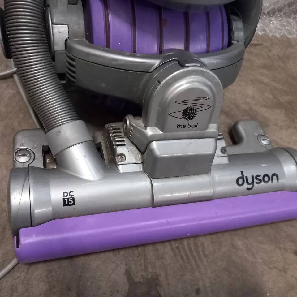 DYSON VACUUM CLEANER
