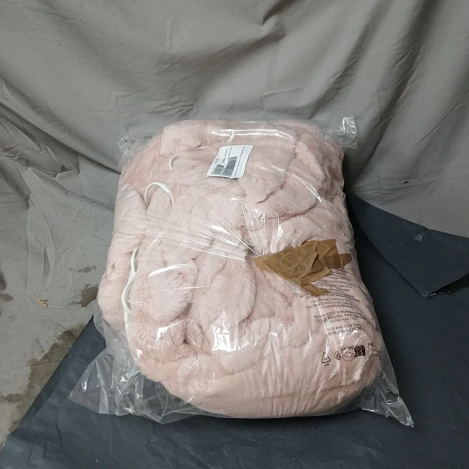 COZEE HOME LUXURY RUCHED FAUX FUR ABD VELVETSOFT HEATED THROW