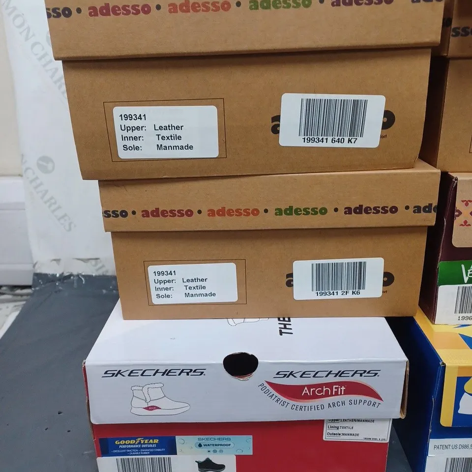 10 BOXED PAIRS OF SHOES IN VARIOUS SIZES BY SKETCHERS AND ADESSO 
