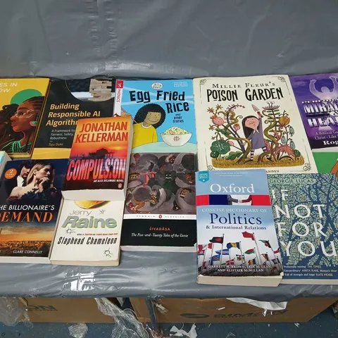 LARGE QUANTITY OF ASSORTED BOOK TO INCLUDE BRANDON SANDERSON, ANA HUANG AND JULIA DONALDSON