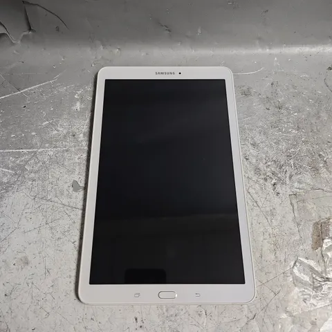 SAMSUNG SM-T560 TABLET 