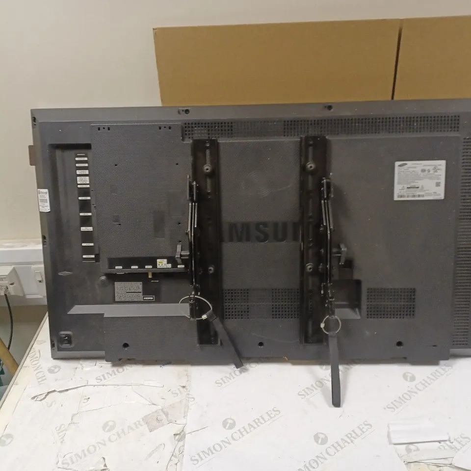 SAMSUNG COLOR DISPLAY UNIT DM40D