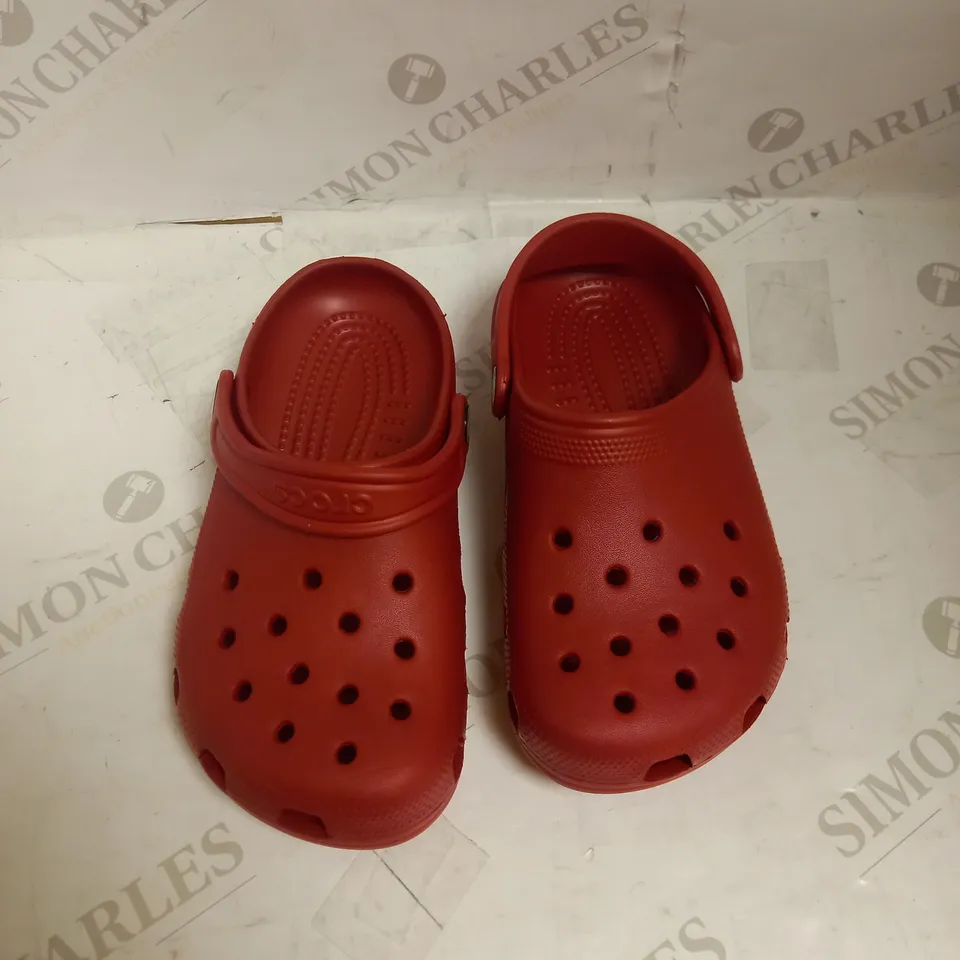 CROCS ORIGINAL RED UK J3 