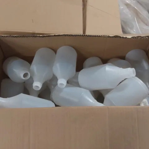 PALLET CONTAINING A VERY LARGE QUANTITY OF BRAND NEW 750ML SPRAY BOTTLES - NO TOPS