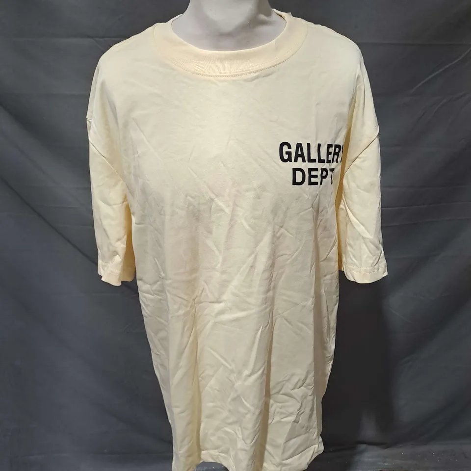 GALLERY DEPT. TSHIRT IN BEIGE SIZE M