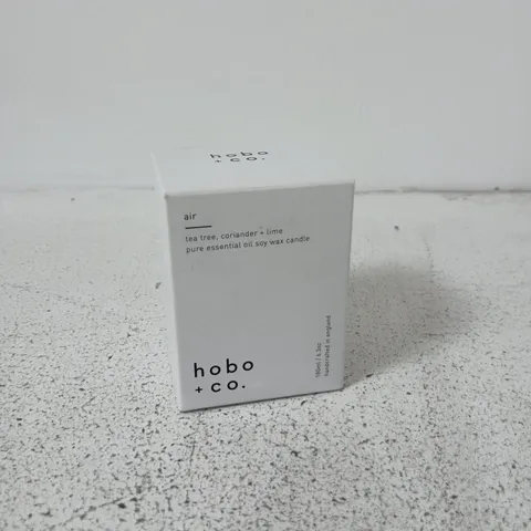 HOBO + CO. CANDLE – AIR SCENT (TEA TREE, CORIANDER & LIME) BOXED