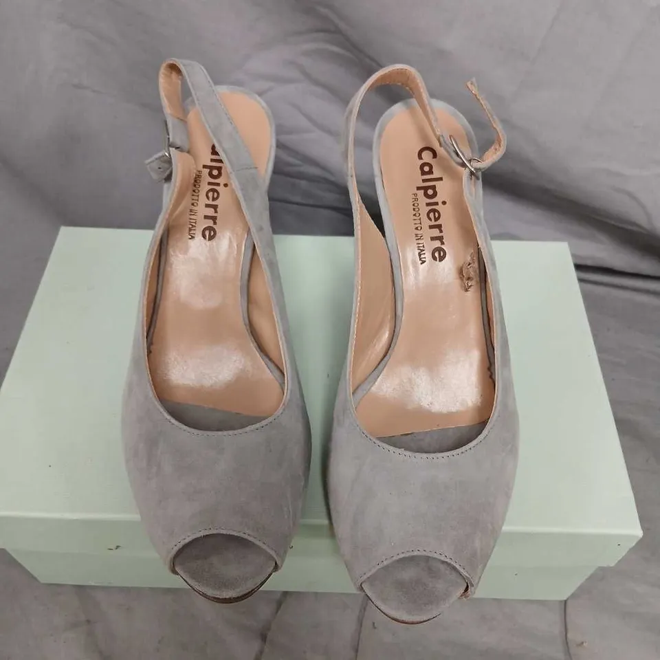 CALPIERRE WOMEN'S GREY SUEDE SLINGBACK HEELS, UK 6 (EU 39)