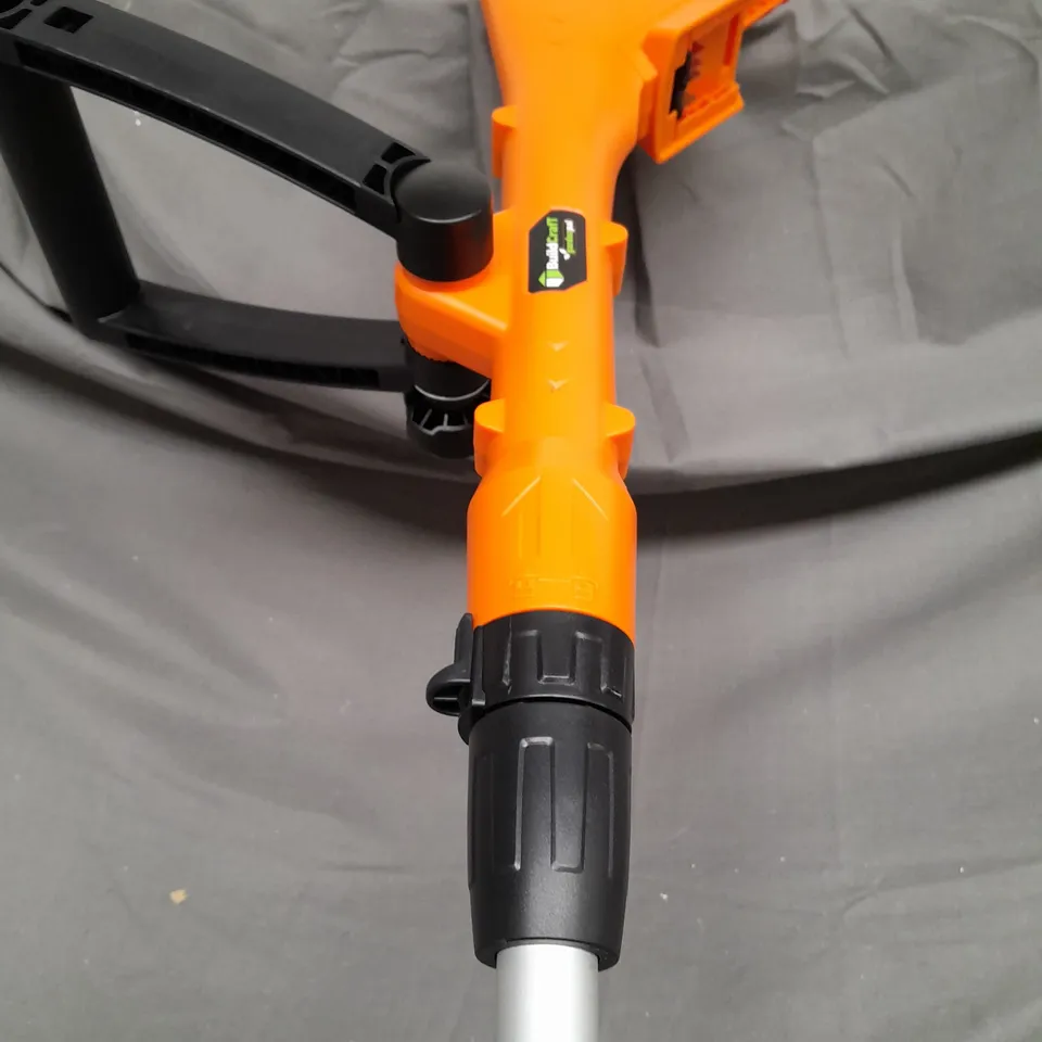 BOXED BUILDCRAFT 3 IN 1 GARDEN TIDY TOOL WITH 18V BATTERY