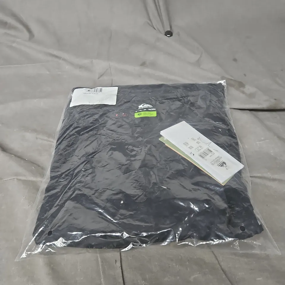 QUICKSILVER EVERYDAY SURF TEE XL BAGGED