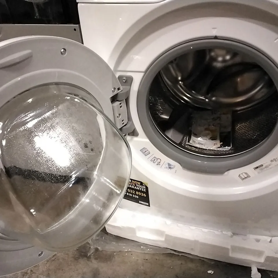 ZANUSSI 9KG FREESTANDING WASHING MACHINE IN WHITE - ZWF942E3PW