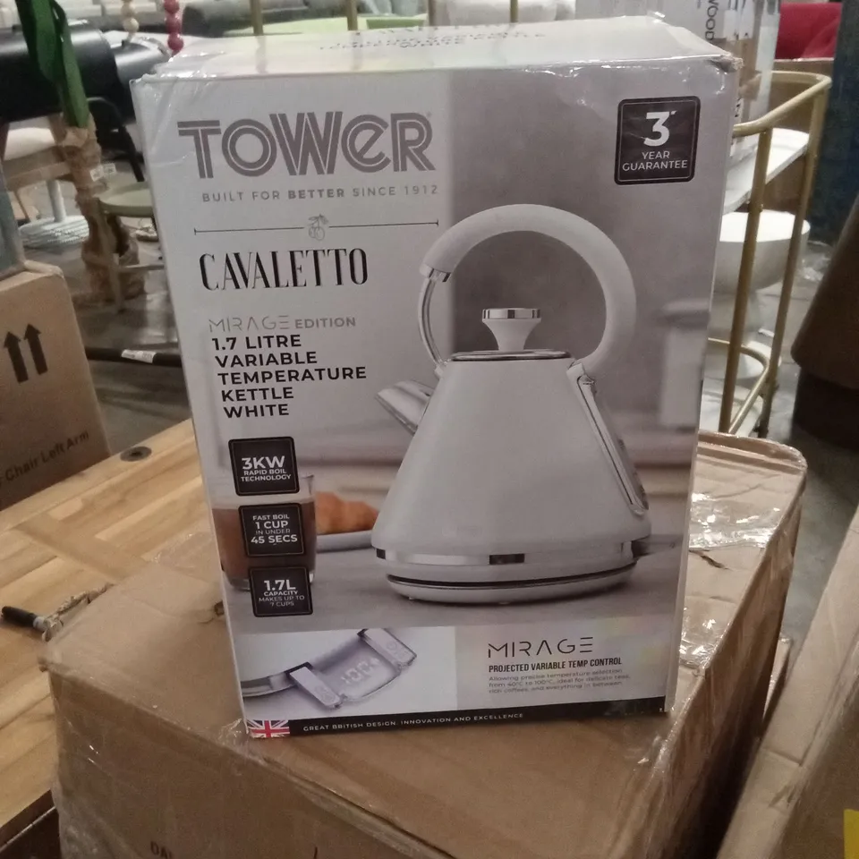 BOXED TOWER CAVALETTO 1.7L KETTLE