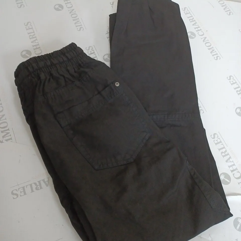 ANOTHER INFLUENCE CUFFED CARGO TROUSERS SIZE S