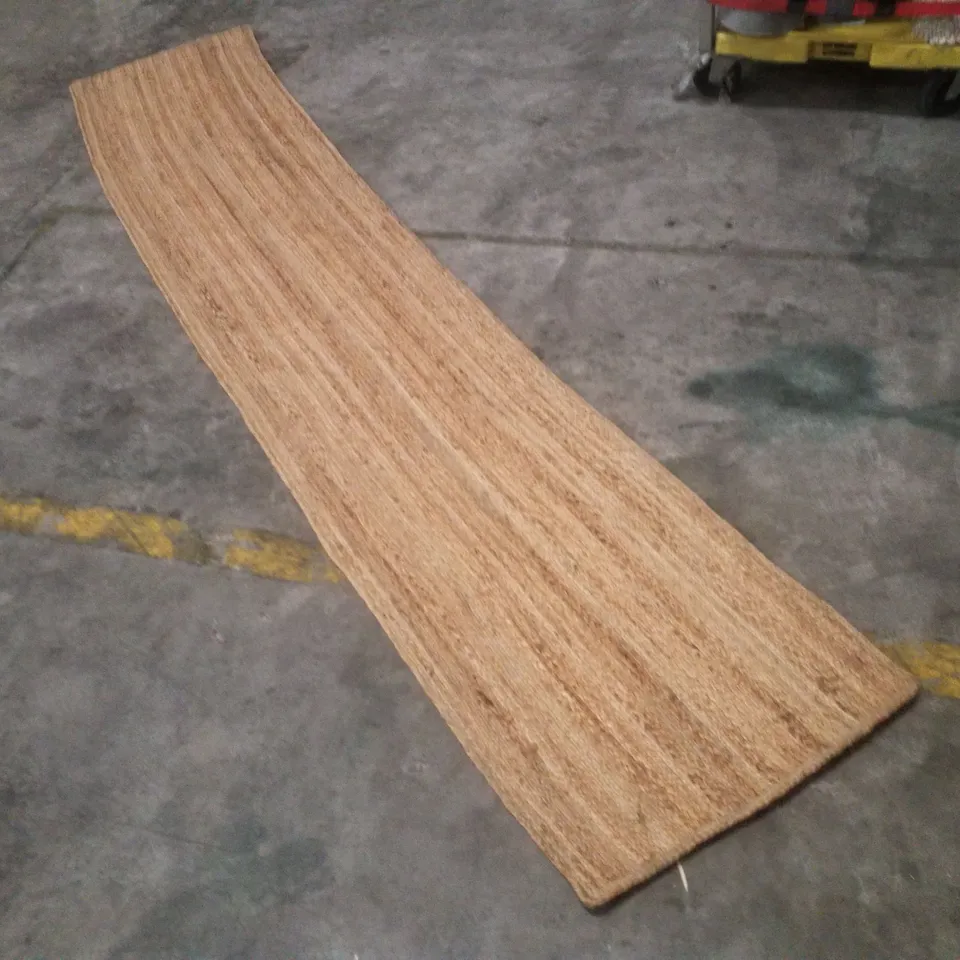 QUALITY DESIGNER AREA RUG APPROXIMATELY 60×300CM