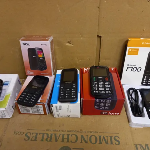 LOT OF APPROX 6 MOBILE HANDSETS TO INCLUDE SOL B1400, SAMSUNG F1272, OAKCASTLE F100