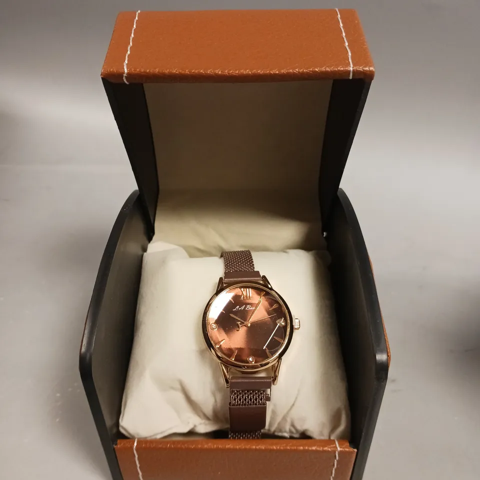 LADIES LA BANUS WATCH – QUARTZ MOVEMENT – METAL STRAP WITH MAGNETIC CLASP