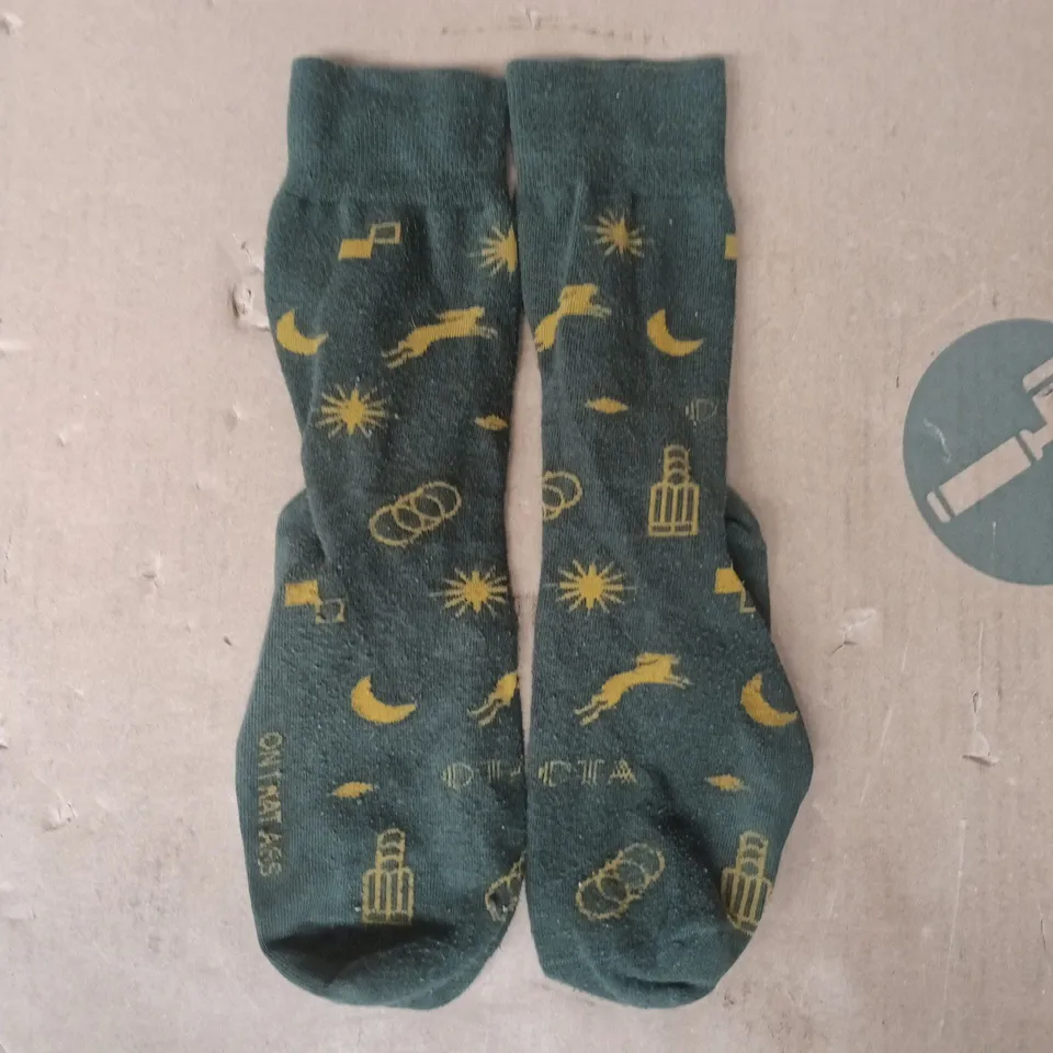 ON THAT ASS PAIR OF SOCKS IN GREEN SIZE UNSPECIFIED