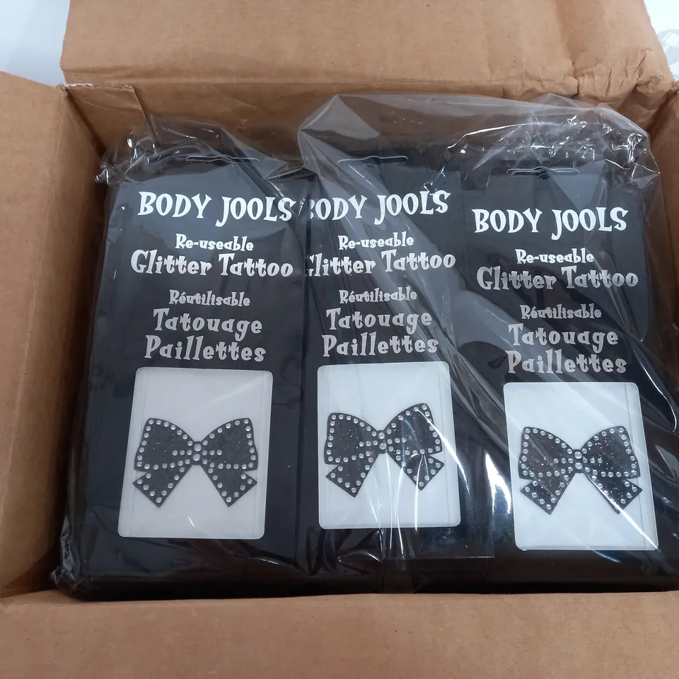 APPROXIMATELY 200 BODY JOOLS IN GLITTER BOW DESIGN