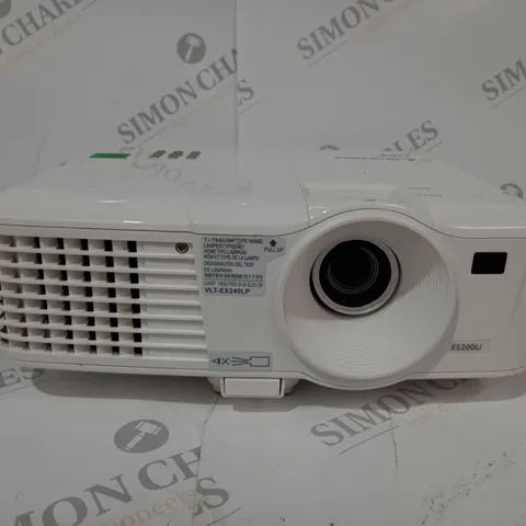 MITSUBISHI ES200U PROJECTOR - WHITE