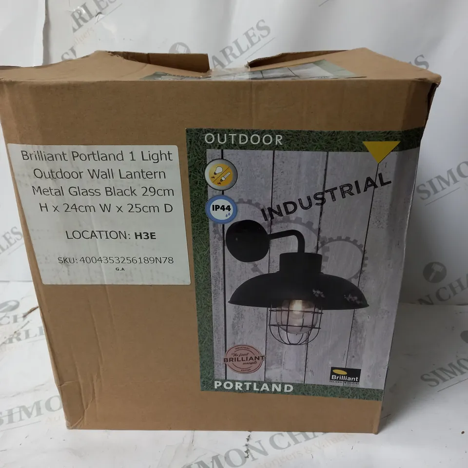 1 LIGHT OUTDOOR WALL LANTERN METAL GLASS