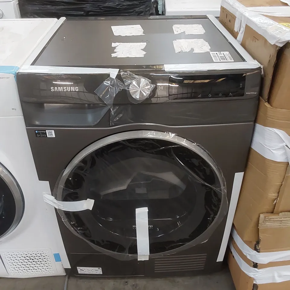 SAMSUNG SERIES 6 AI ENERGY DV90T6240LN/S1 WITH OPTIMALDRY™ HEAT PUMP TUMBLE DRYER - 9KG LOAD A+++ RATED - PLATINUM SILVER RRP £869