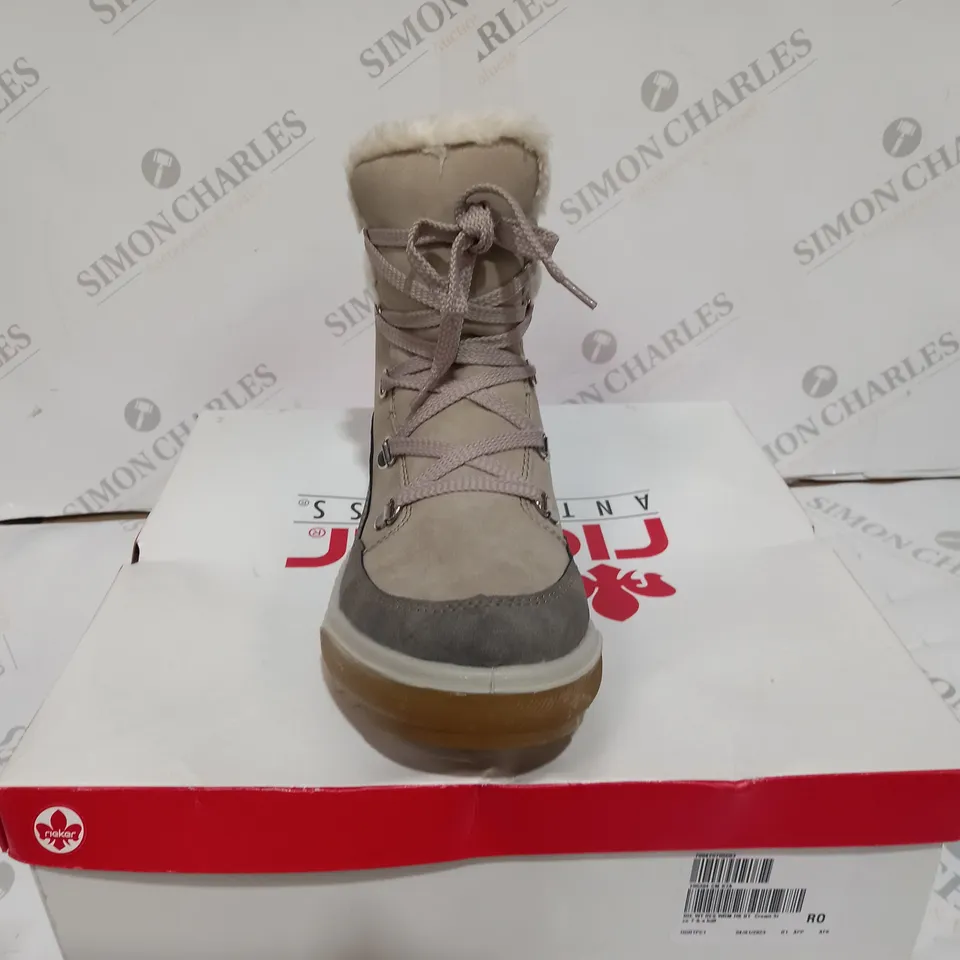 BOXED RIEKER ANTISTRESS BEIGE HIKING BOOT - SIZE 7 1/2