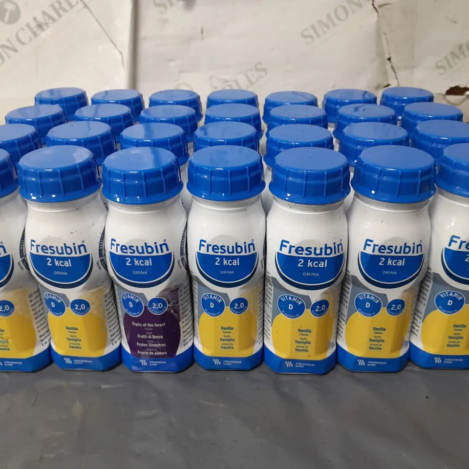 LOT OF 28 FRESUBIN NUTRITIONAL DRINKS - FOREST FRUITS AND VANILLA