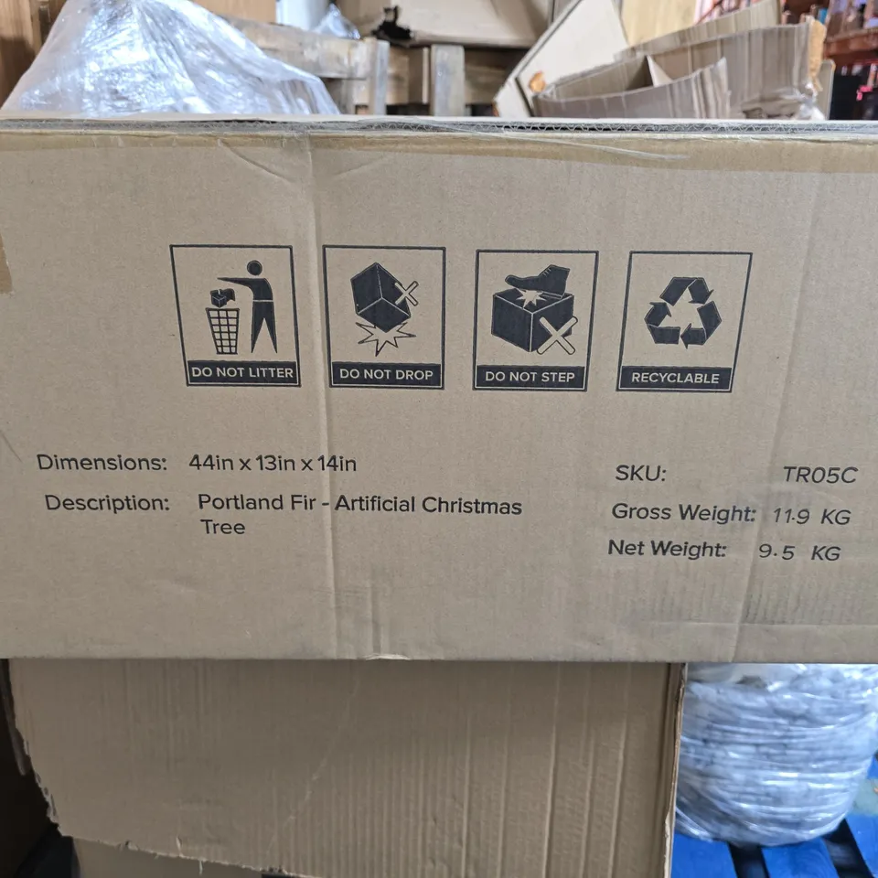PORTLAND FIR ARTIFICIAL CHRISTMAS TREE – BOXED IN ORIGINAL PACKAGING