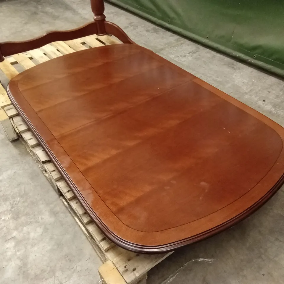 QUALITY DESIGNER EXTENDABLE DINING TABLE