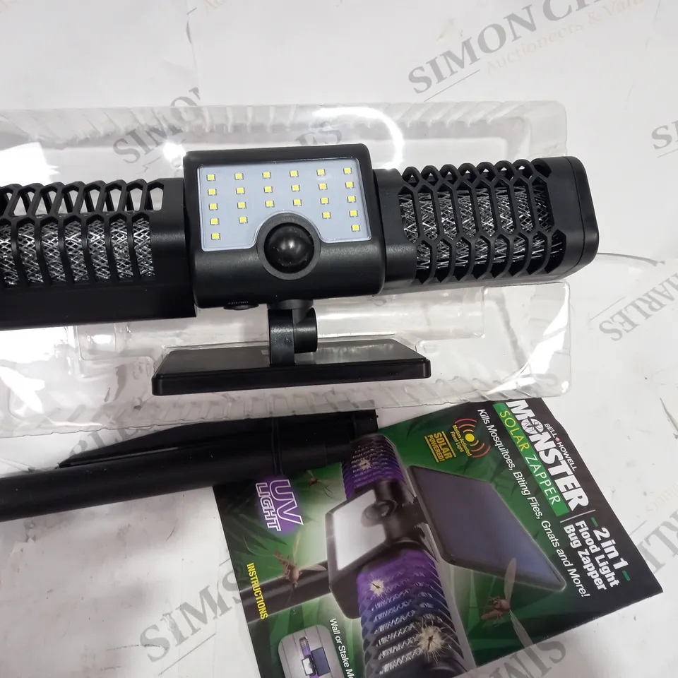 BOXED OUTLET BELL & HOWELL SOLAR ZAPPER