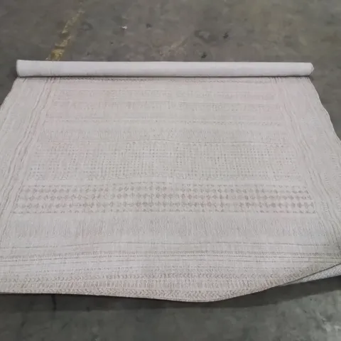 QUALITY DESIGNER AREA RUG - APPROXIMATELY 275X200CM