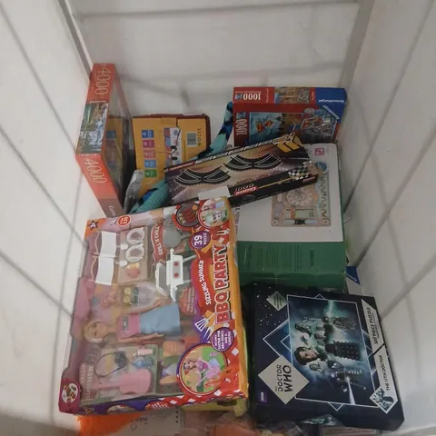 LARGE QUANTITY OF ASSORTED CHILDREN'S TOYS COLLECTION – PLUSH PANDA, PUZZLES & BOXED GAMES
