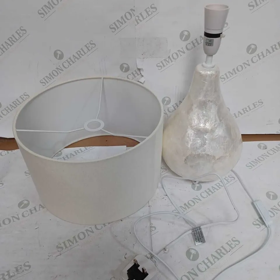designer style table lamp in quartz effect with shade - cream 