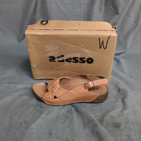 ADESSO WOMEN’S LEATHER SANDALS – SIZE 38 ) – WEDGE WITH BUCKLE
