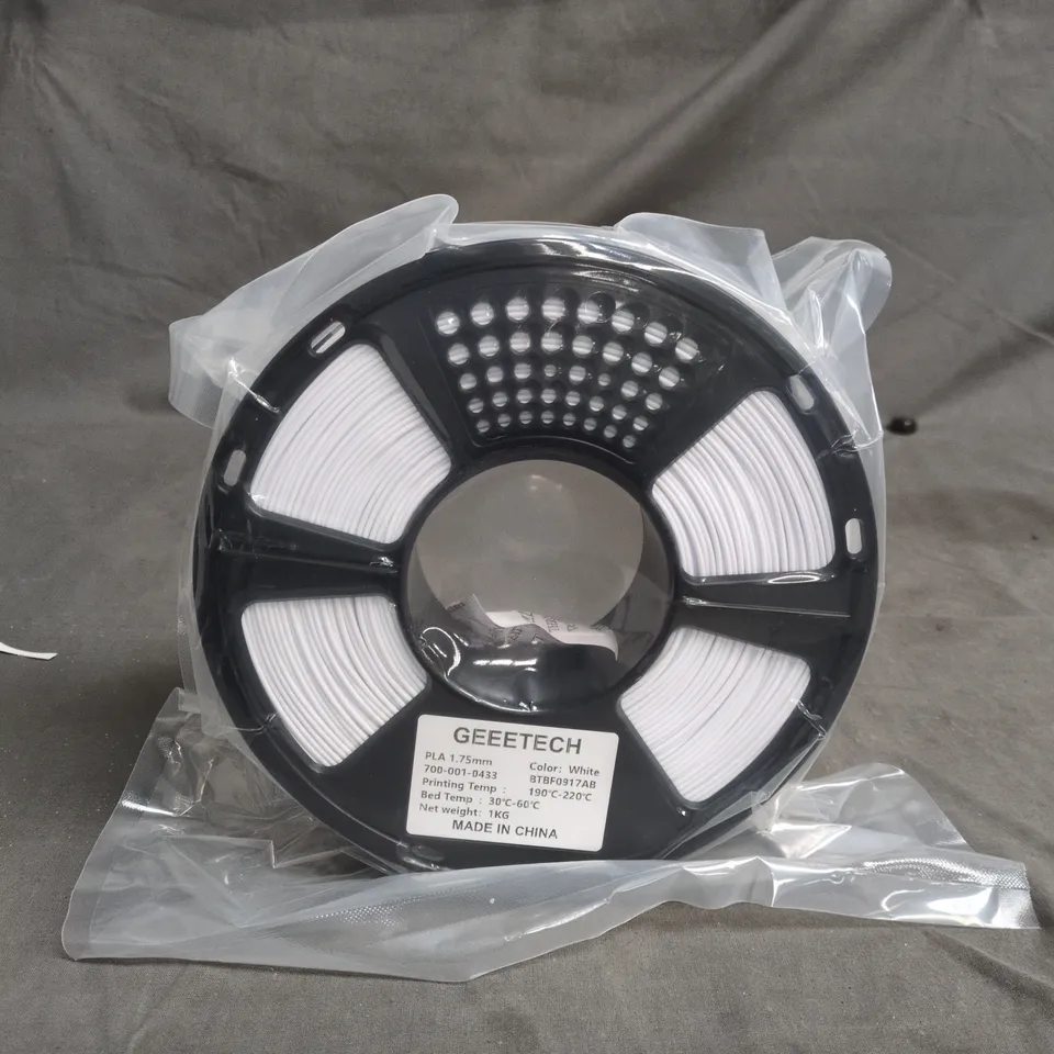 SEALED GEEETECH PRINTER FILAMENT WHITE
