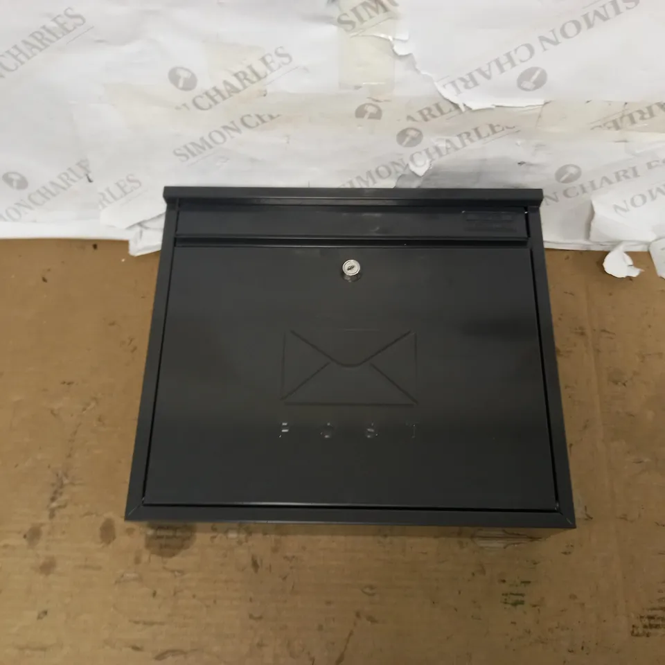 BURG-WACHTER MB02A ANTHRACITE ELEGANCE WALL MOUNTED GALVANISED STEEL LOCKABLE WEATHERPROOF POST BOX